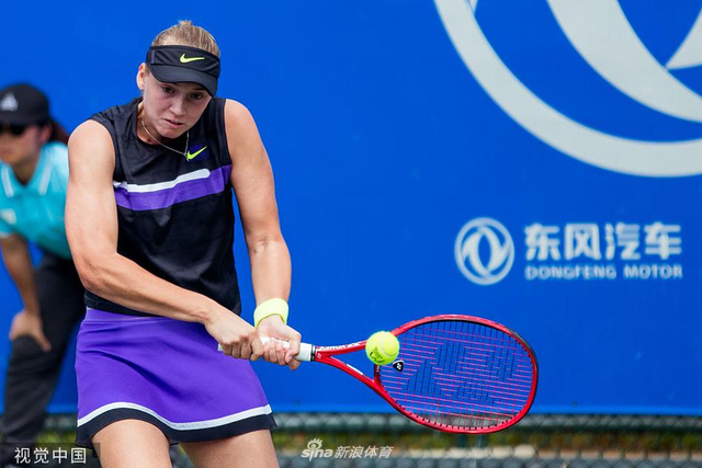 他的成长历 他的成长历