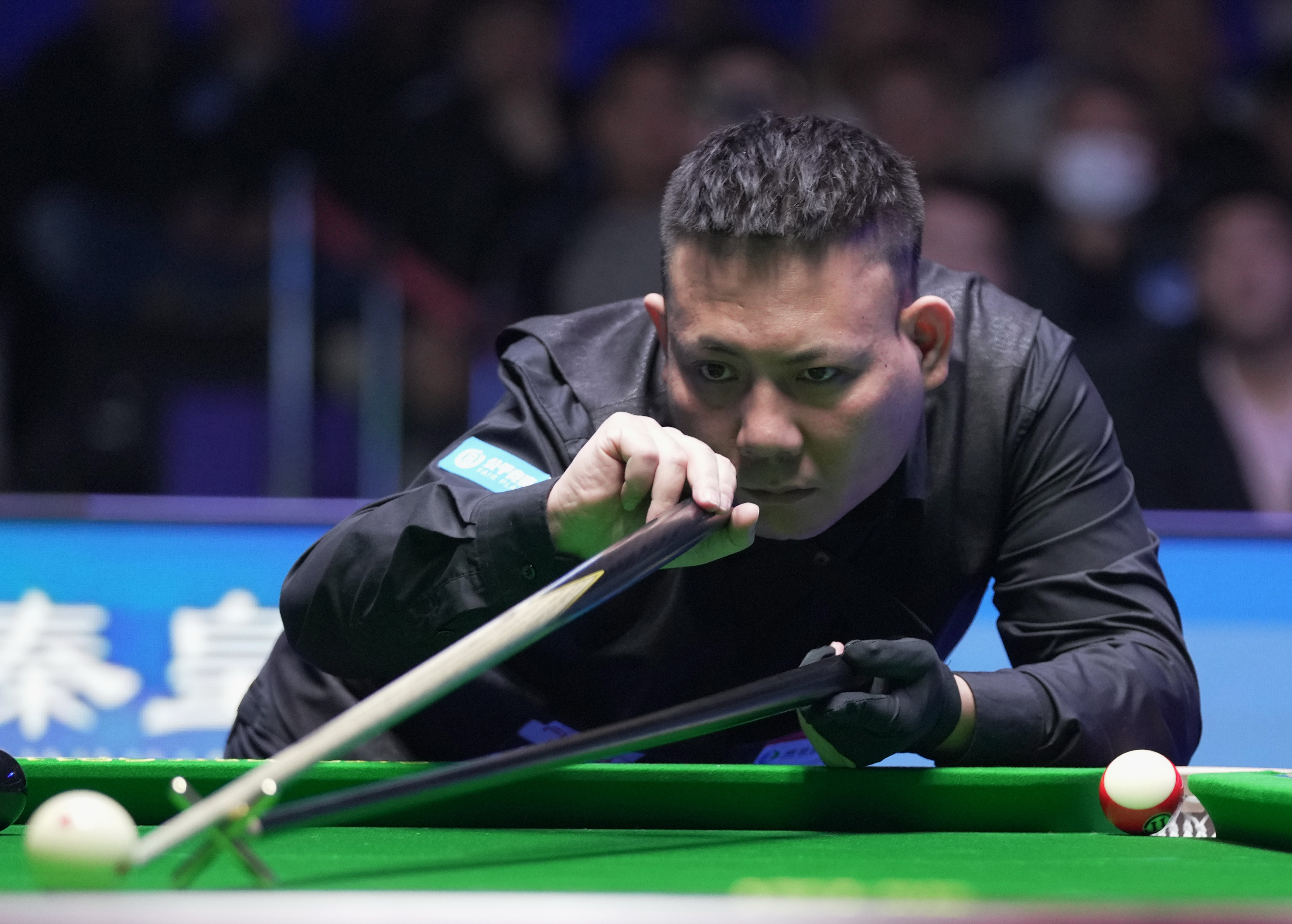 通过恰当的 通过恰当的